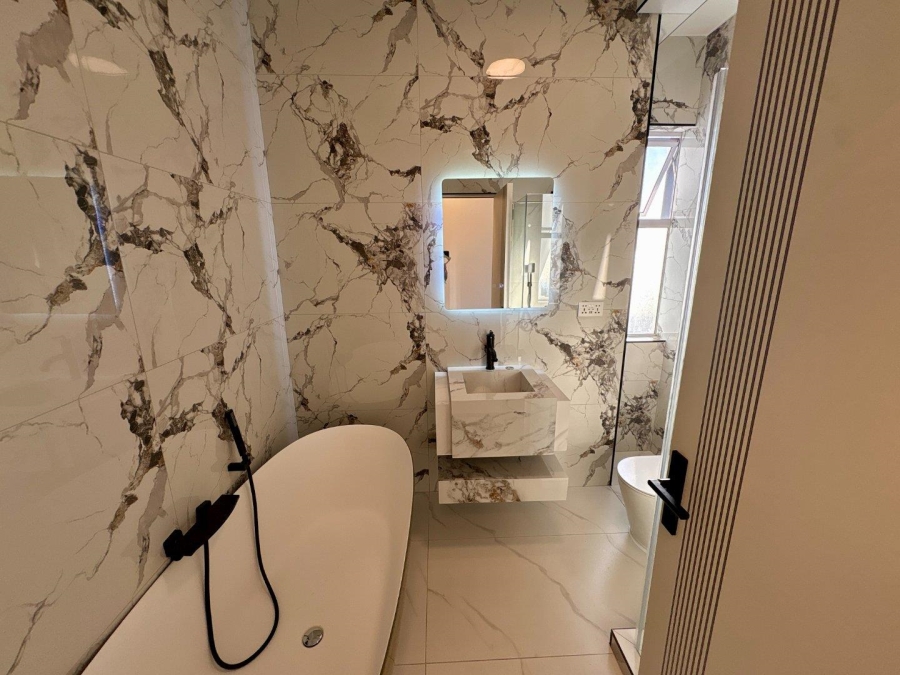 4 Bedroom Property for Sale in Sandown Western Cape